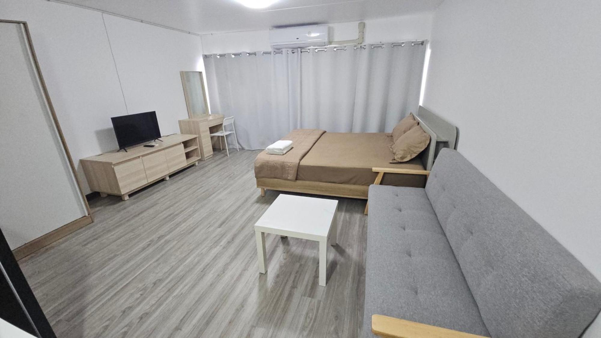 New Room Нонтабури Екстериор снимка