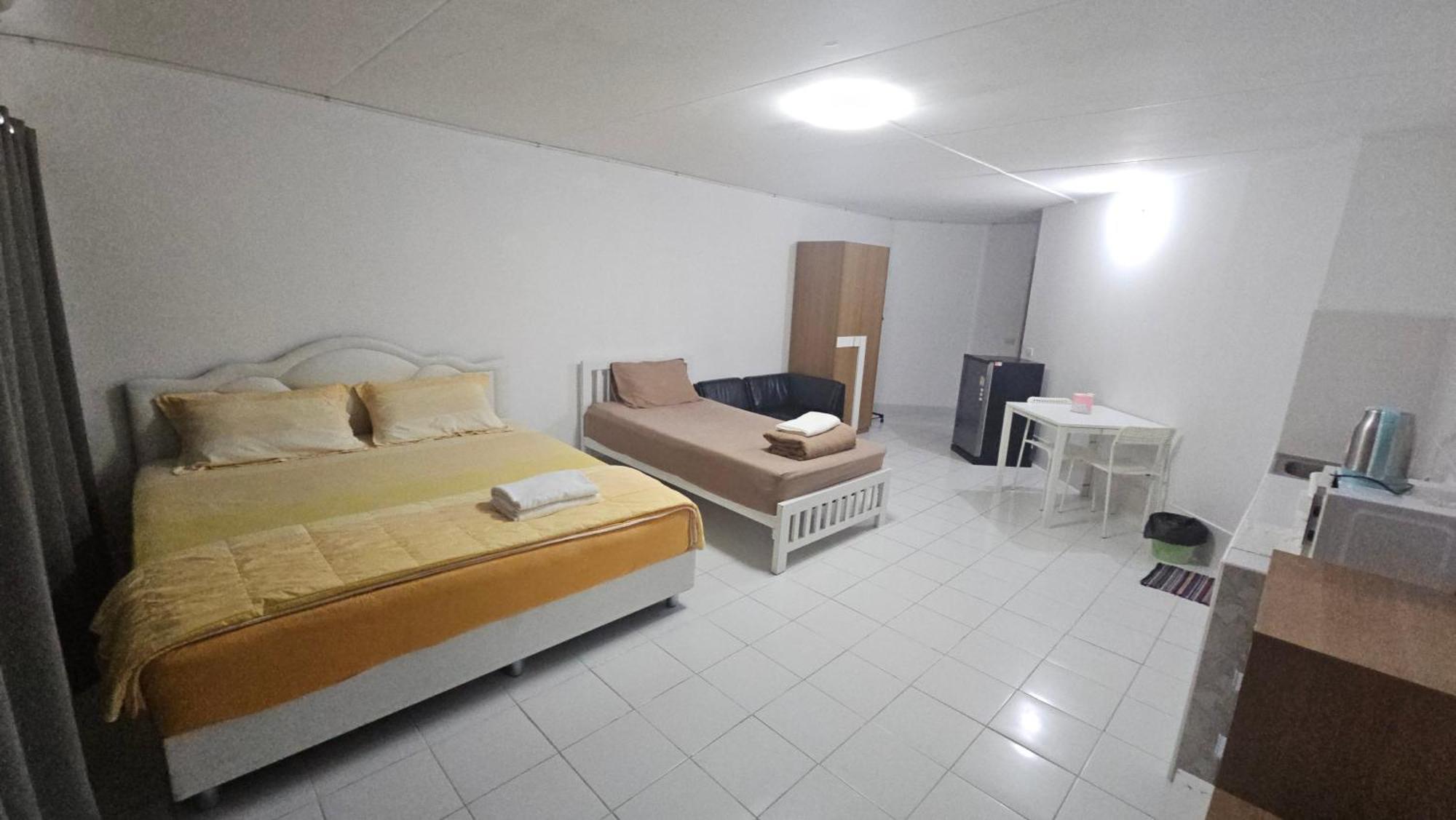 New Room Нонтабури Екстериор снимка
